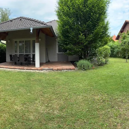 Aranyhid Nyaralo Case de vacanță