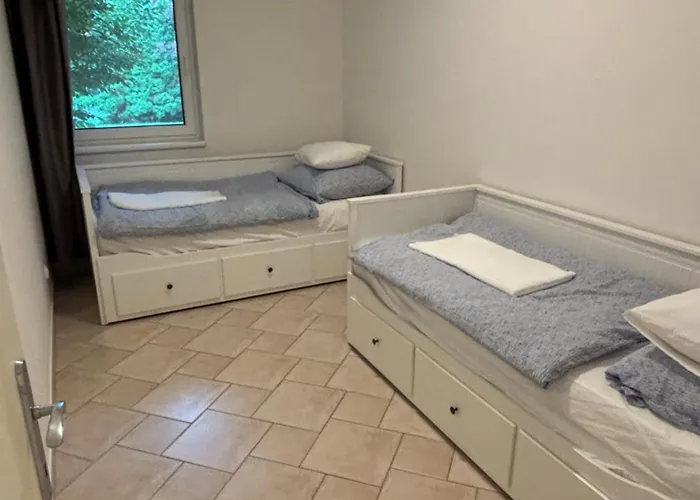 Case de vacanță Aranyhid Nyaralo