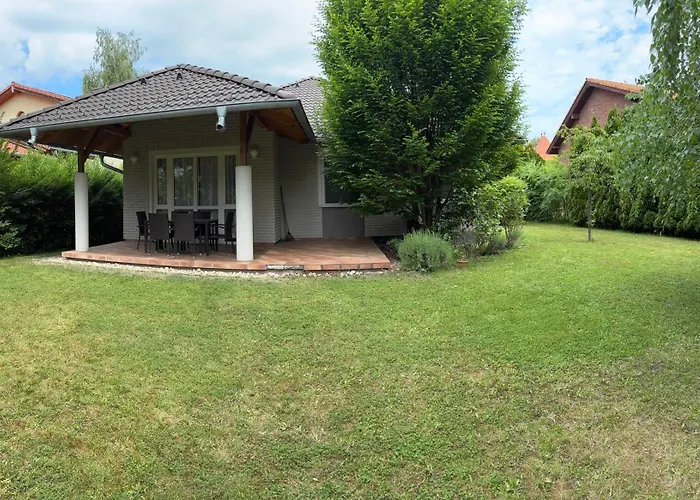 Aranyhid Nyaralo Case de vacanță